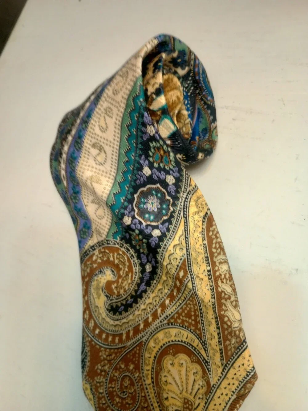 Brioni Vintage Blue And Gold Paisley Silk Tie